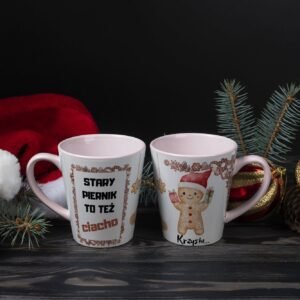 personalizowany kubek z napisem „Stary piernik to też ciacho”